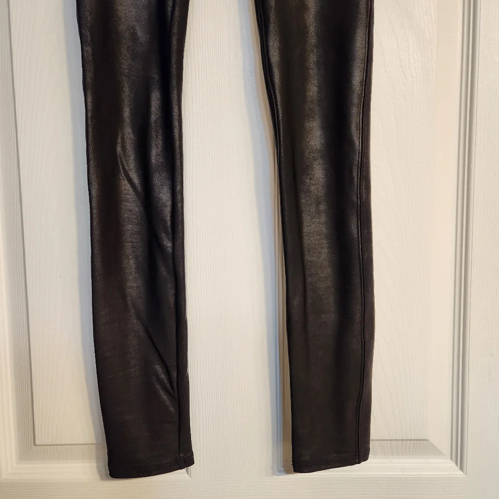 Spanx Faux Leather Leggings Size Small - Picture 15 of 16